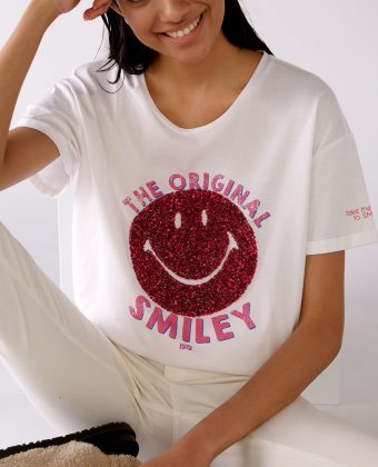 Oui t-shirts – Take the time to smile
